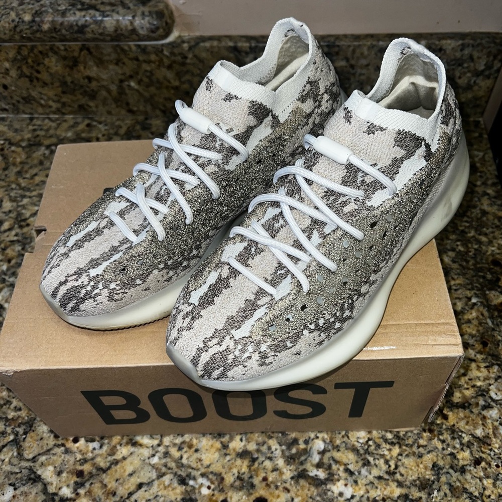 Adidas Yeezy Boost Sneakers